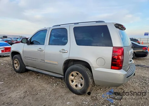 2008 Chevrolet Tahoe C1500 z USA, uszkodzony, nr VIN 1GNFC13088R157941